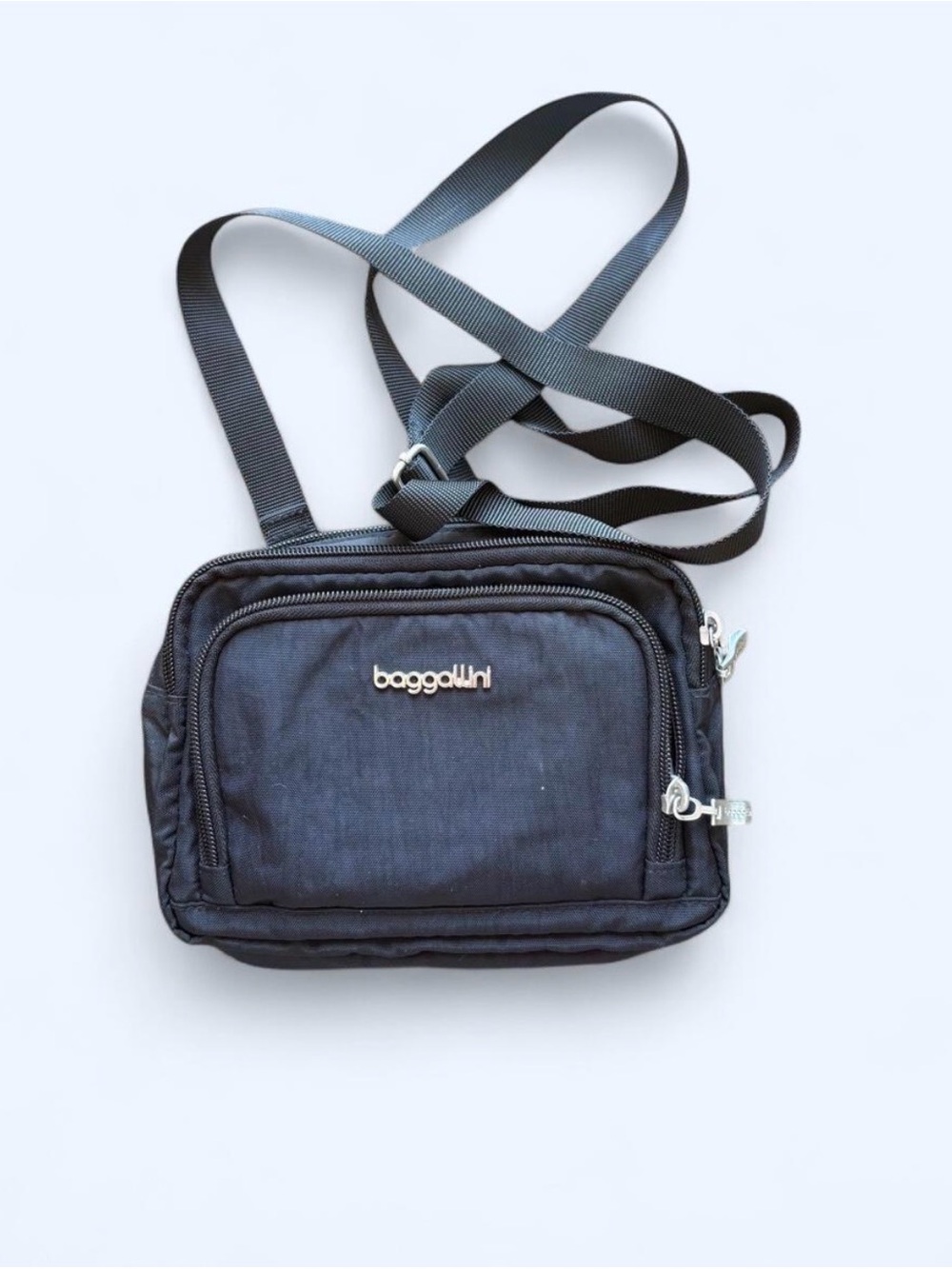 Baggallini Black Compact Crossbody Belt Bag